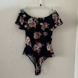 Juniors S - black with pink flowers - bodysuit